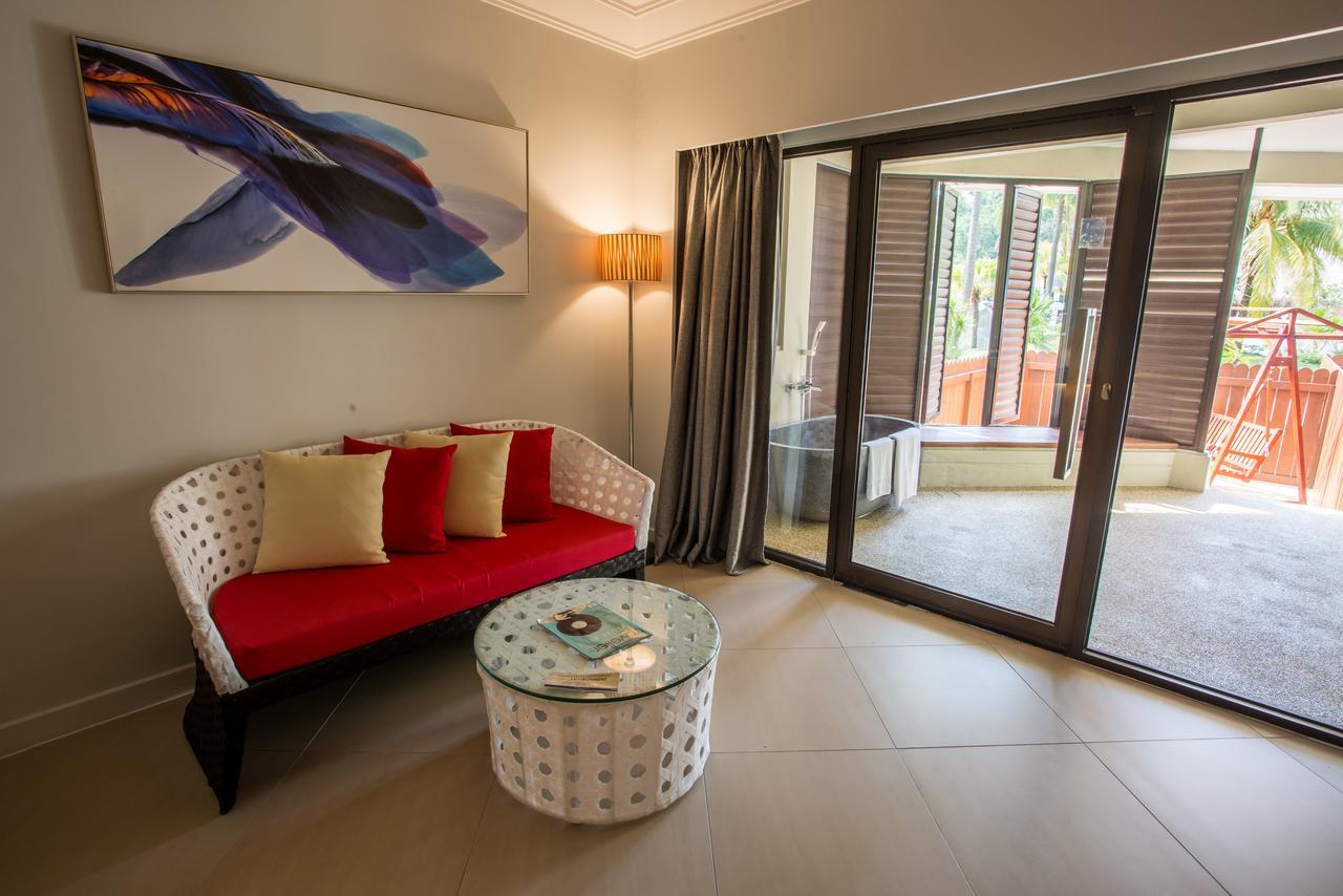 Sand & Sandals Desaru Beach Resort & Spa Eksteriør bilde A room at the hotel